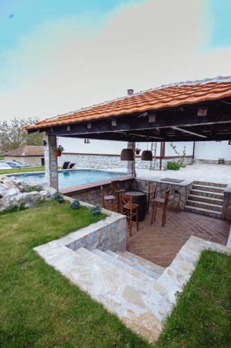 Bar/lounge, ONOMAD in Boljevac