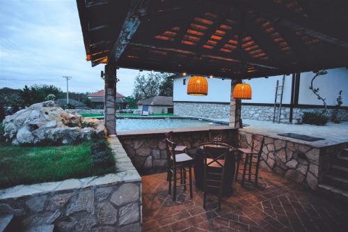 Bar/lounge, ONOMAD in Boljevac