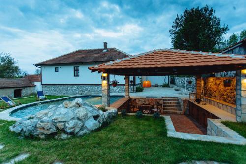 Bar/lounge, ONOMAD in Boljevac