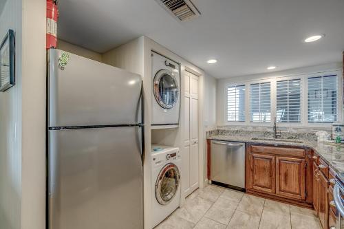 Carolina Dunes - 404 (2 bedroom Sleeps 8) - image 2