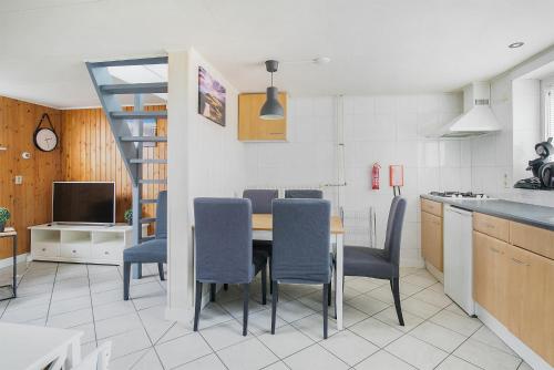  Hello Zeeland - Vakantiehuis Ooststraat 12A in Aagtekerke