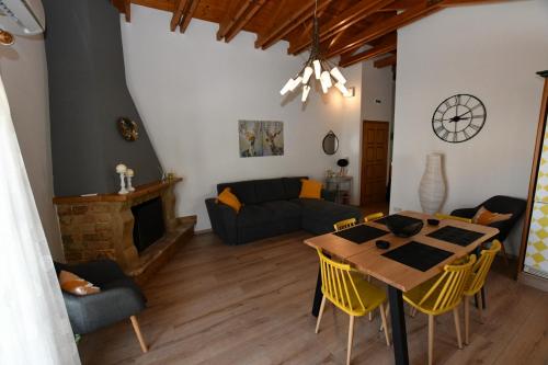 DownTown Loft in Aigio (Pelopponese)