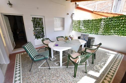 DownTown Loft in Aigio (Pelopponese)