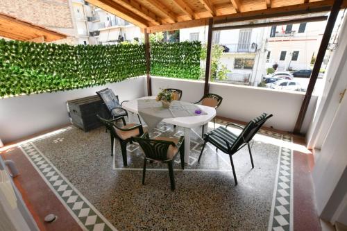 DownTown Loft in Aigio (Pelopponese)
