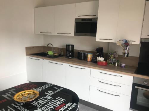 Kitchen, citesteloi in Friville-Escarbotin