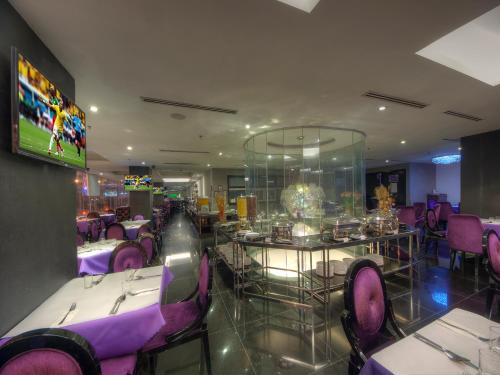 Restaurant, Arenaa Star Hotel near Puduraya Bus Terminal