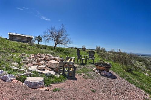 Cozy Black Hills Home with 13 Acres Deck and View - image 10