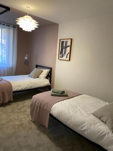 Modern apartment in the Central contemporary building with free Parking, York