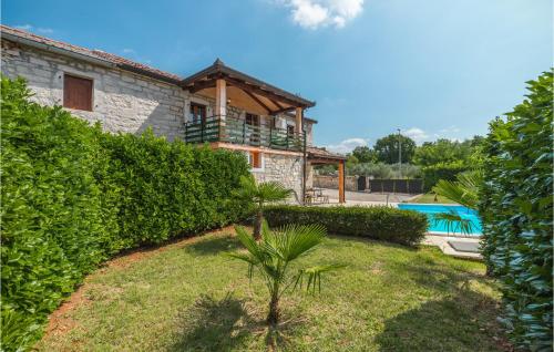 Lovely Home In Visnjan With Outdoor Swimming Pool