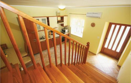 2 Bedroom Beautiful Home In Krnica