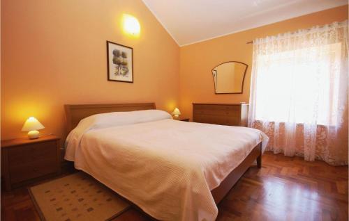 2 Bedroom Beautiful Home In Krnica