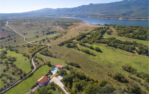  Three-Bedroom Holiday Home in Dabar, Pension in Dabar bei Mala Milešina