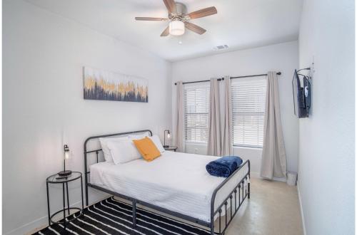 BRAND NEW 2 Stylish 3BR Near Exciting Downtown in San Antonio, USA