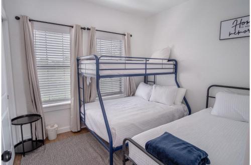 BRAND NEW 4 Stylish 3BR Near Exciting Downtown in San Antonio, USA