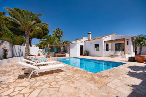 Villa image 6