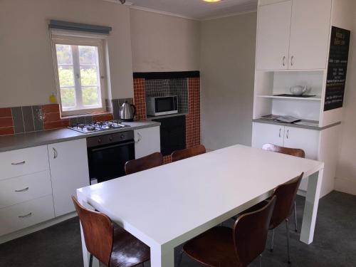 Mallee Lodge - Dhilba Guuranda-Innes National Park in Marion Bay