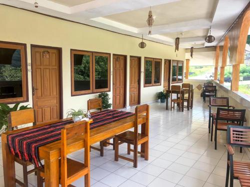 Silverin Resto and Hotel Bajawa in Ende