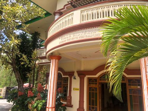 Silverin Resto and Hotel Bajawa in Ende