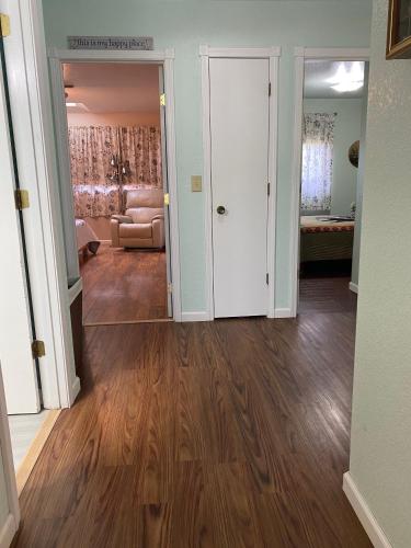 A szálláshely kívülről, Trinity Escapes - Two Bedroom two bathroom full Apartment near airport near Ted Stevens Anchorage nemzetközi repülőtér