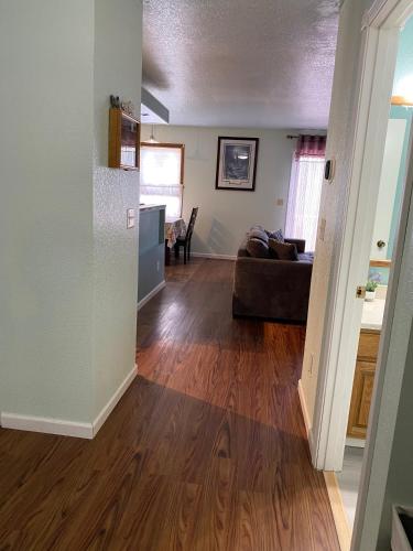 A szálláshely kívülről, Trinity Escapes - Two Bedroom two bathroom full Apartment near airport near Ted Stevens Anchorage nemzetközi repülőtér