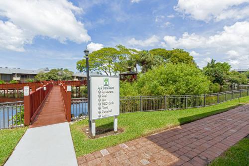 Park Shore Resort 3rd Floor Bldg H - image 7