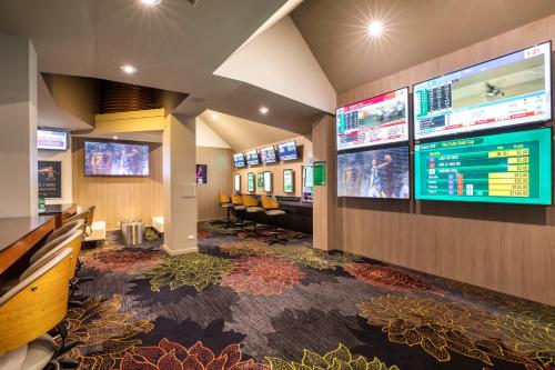 رياضة و نشاطات, فندق بورفايل (Burvale Hotel) in فوريست هيل