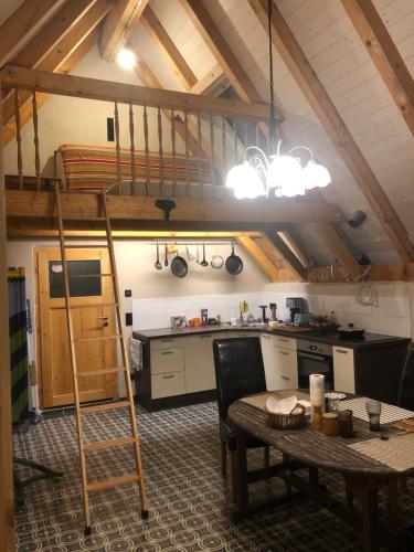 Ferienwohnung in historischem 3-Seitenhof, Leipzig