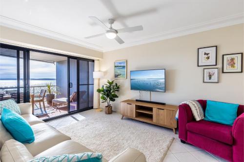 Florentine 13, 11 Columbia Close -fabulous unit with air con, wifi, pool, lift and waterviews, Nelson Bay (zdjęcie 9)