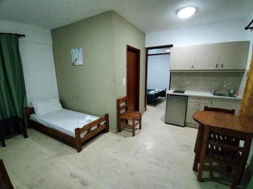 Koula Apartments - image 3