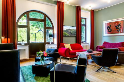 Hotel Villa Vinum Cochem - image 2