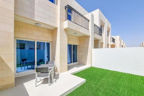 ALH Vacay - Family Villa in DAMAC Hills 2