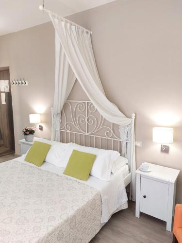 SWEET HOME & WELLNESS affittacamere - image 5
