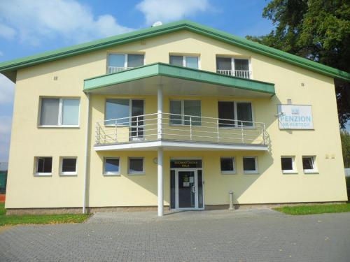 . Penzion Na Kurtech