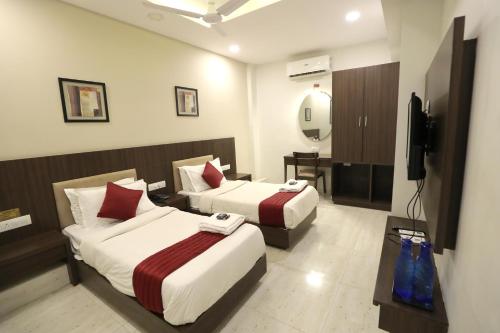 Hotel Privya Surat - Rooms and Banquet