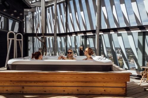 Hot tub, Lapland Hotels Arena in Tampere