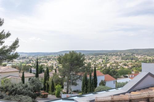 Grande villa, piscine et magnifique vue