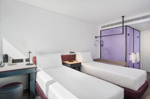 YOTEL Porto - image 14