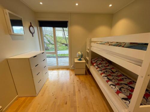 Ballstad Delicate Ocean Front House - Rorbu style Ballstad Delicate Ocean Front House - Rorbu style