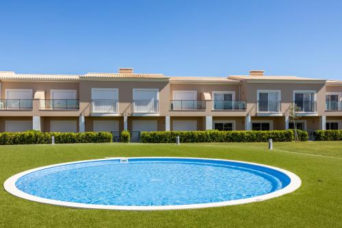 Casa Malhotra at Boa Vista Golf Resort, Bayview Village 4