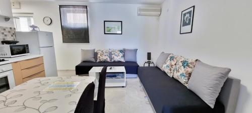 Apartment Tonci in กายัซ