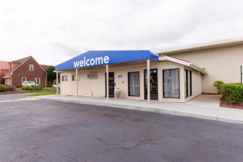 Motel 6-Norfolk VA - image 12