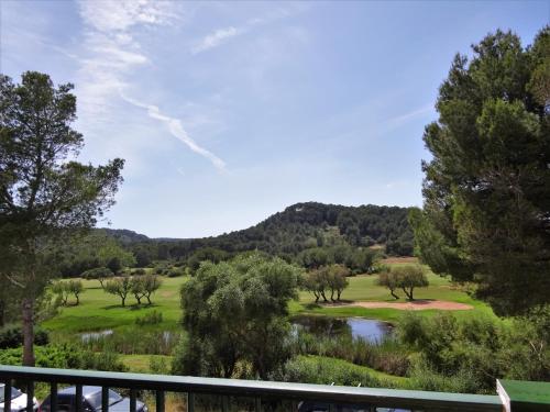 Apartamento en el campo de golf Son Parc, Menorca