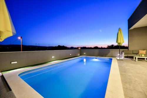 Luxurious Villa Natali - image 8