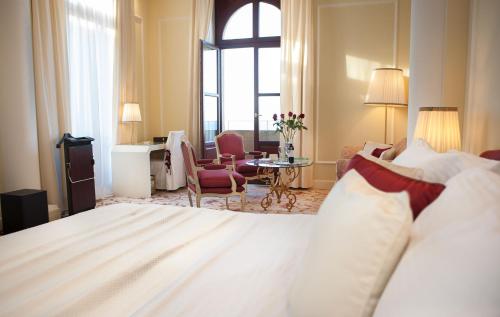 Hotel Grande Albergo Delle Rose - Casino Rodos - image 9