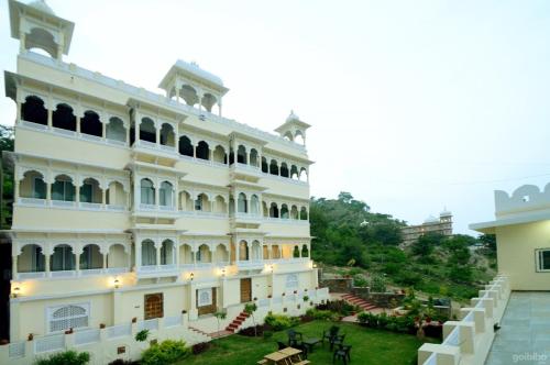 . Hotel Palace Rajkumbha by Howard