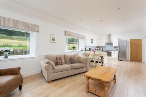 Railway Cottage, Newtyle in Newtyle