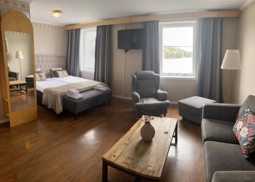 Bjorkuddens Hotell & Restaurang in แฮร์เนอซานด์