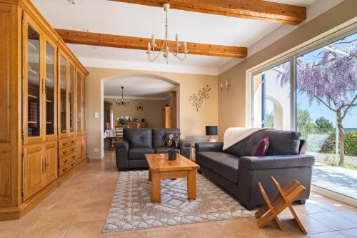 . Villa Thalia