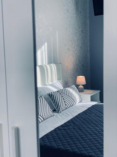 Triple Room with Private Bathroom room in B&B Ungheria Ottantaquattro