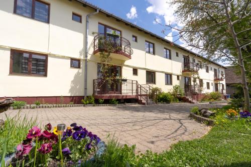 绿屋旅馆 绿屋旅馆